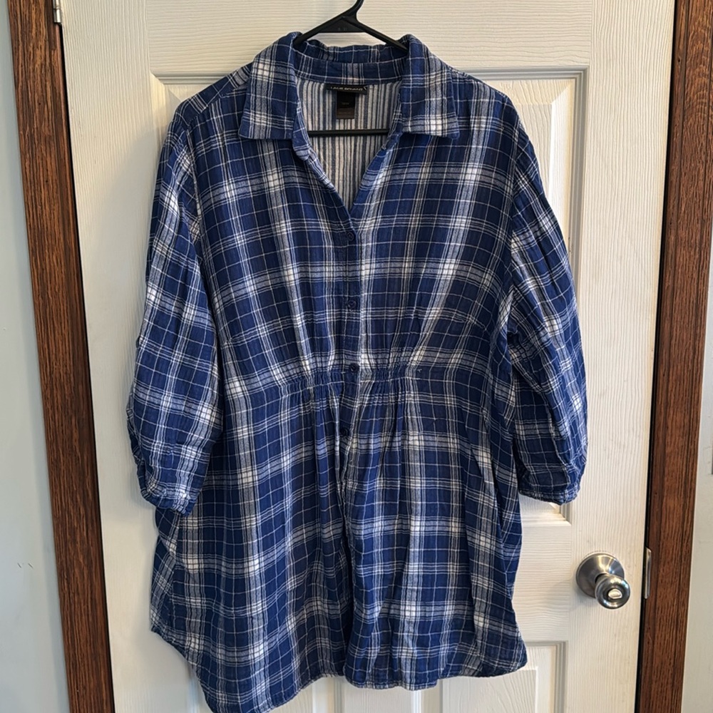 Lane Bryant 22/24 100% cotton shirt‎